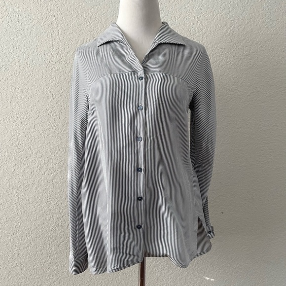 Weekend Max Mara Silk Striped Button Down Shirt - Picture 10 of 10